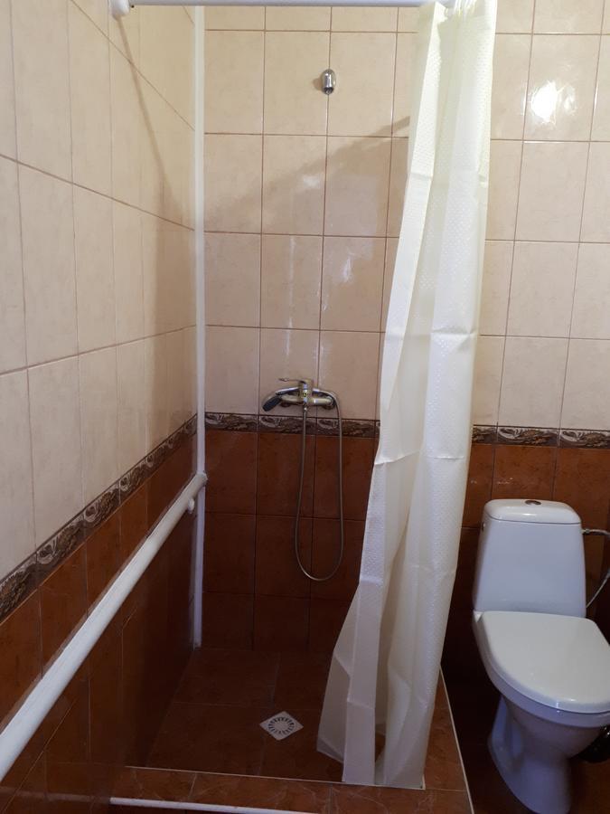 Hotel Gostynnyi Dvir Sharhorod Rum bild
