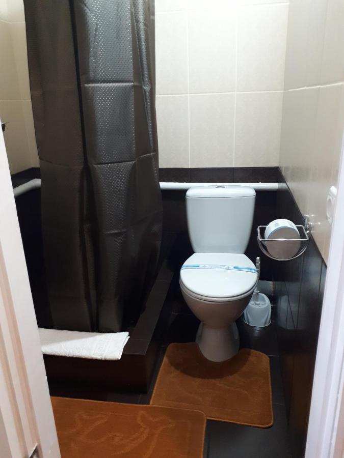 Hotel Gostynnyi Dvir Sharhorod Exteriör bild